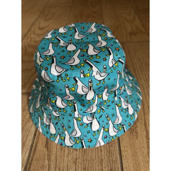 Disney Parks Finding Nemo Mine Mine Mine Reversible Bucket Hat, NWT - Picture 3 of 4